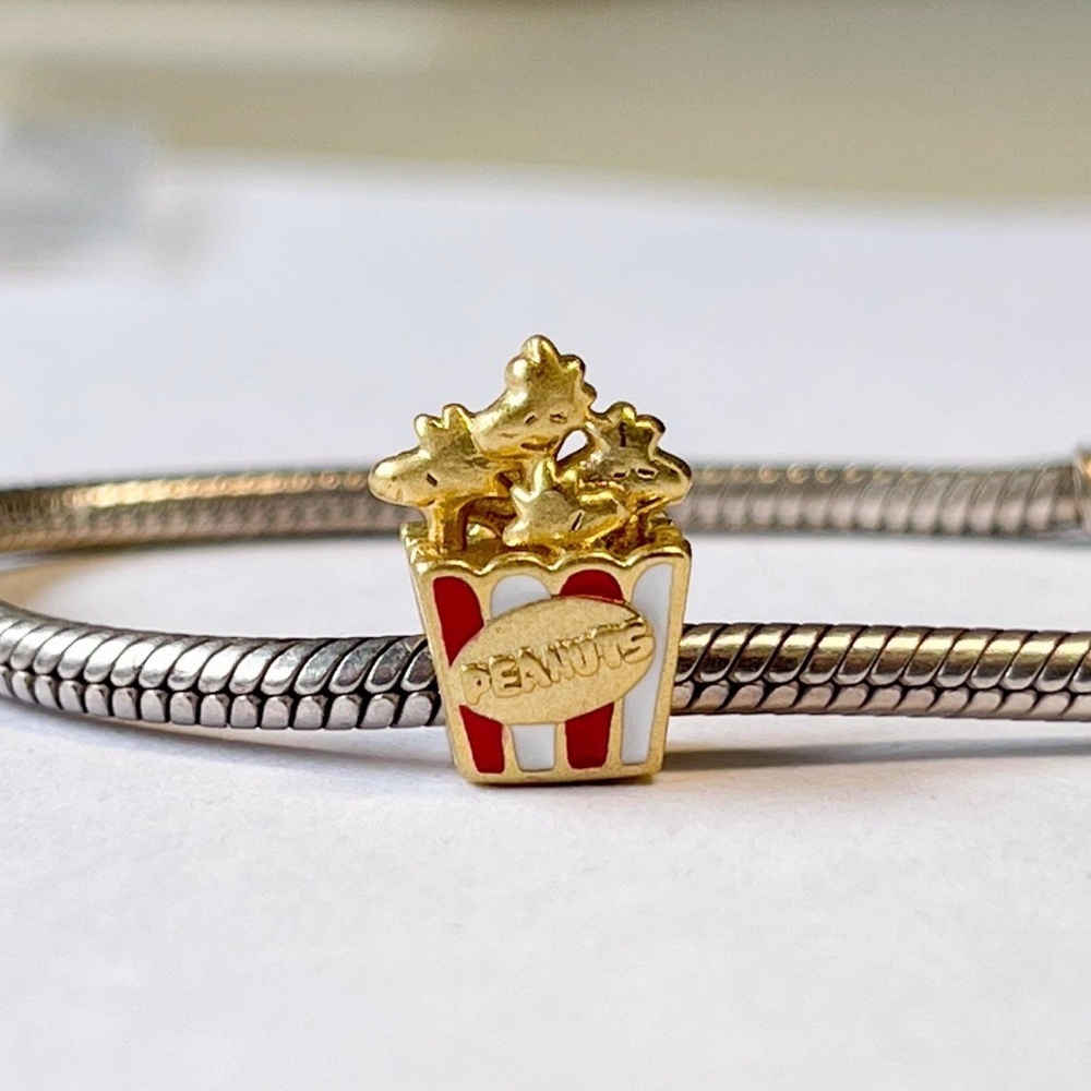 18K Gold Over 925 Sterling Silver Snoopy Woodstock Popcorn Box Peanuts Charm